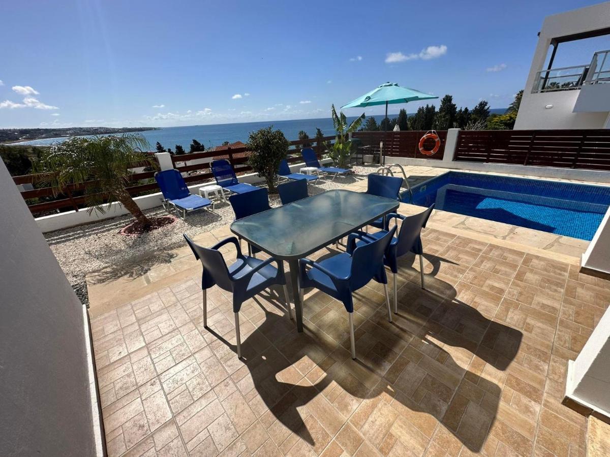 Villa Aqua Sunrise 1Km From Beach With Sea Views コーラル・ベイ エクステリア 写真