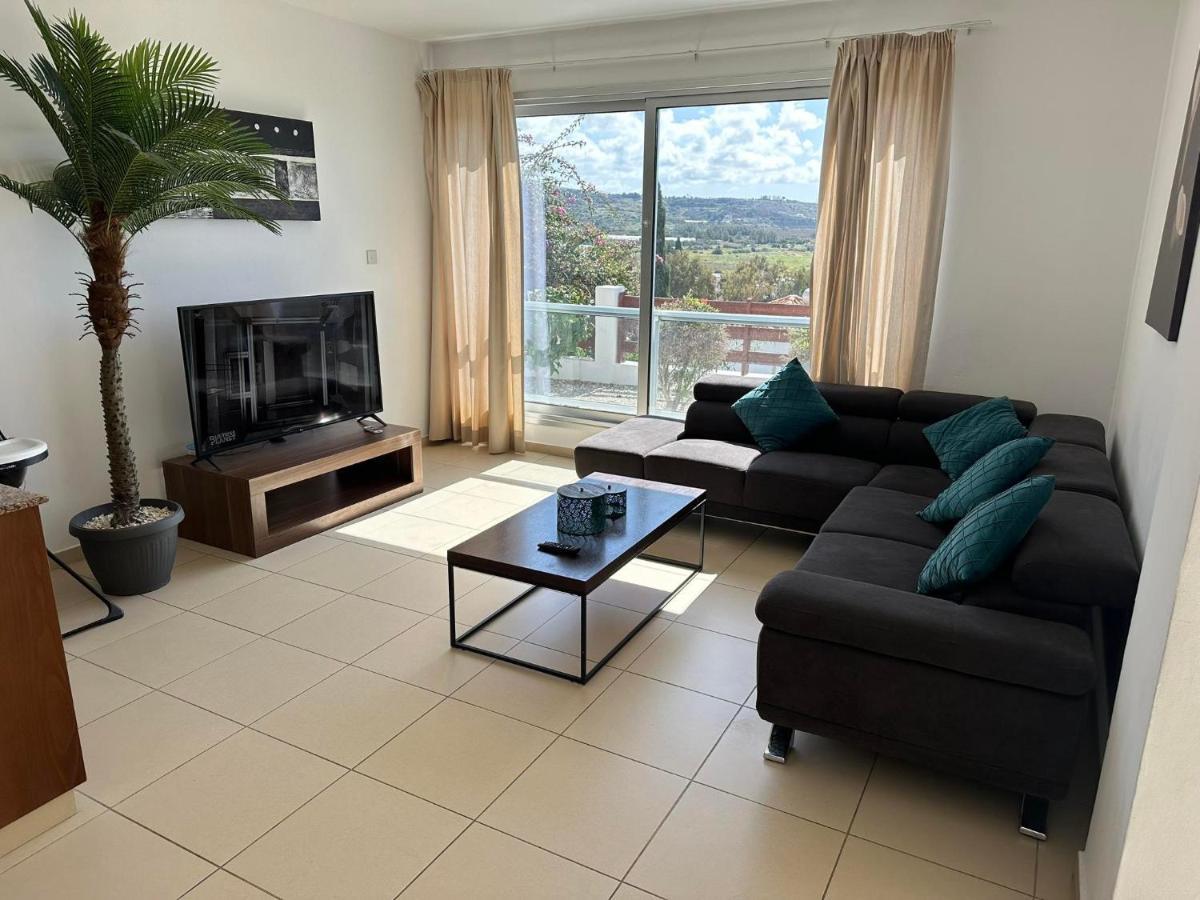 Villa Aqua Sunrise 1Km From Beach With Sea Views コーラル・ベイ エクステリア 写真